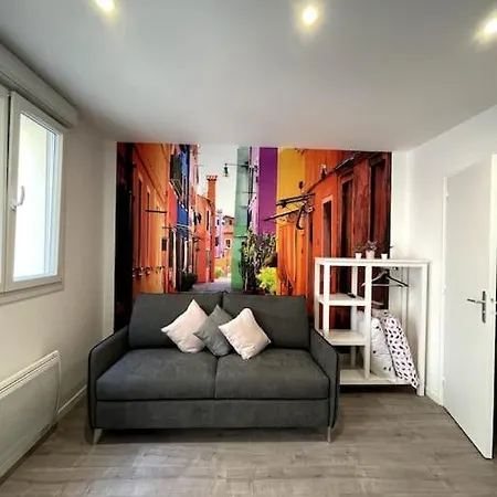 Super Studio A Apartman *
